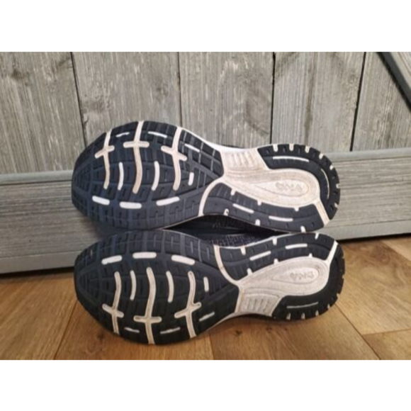 BROOKS Revel 3 Running Sneaker Black/ White Size 11 Medium (В) 1203021В012